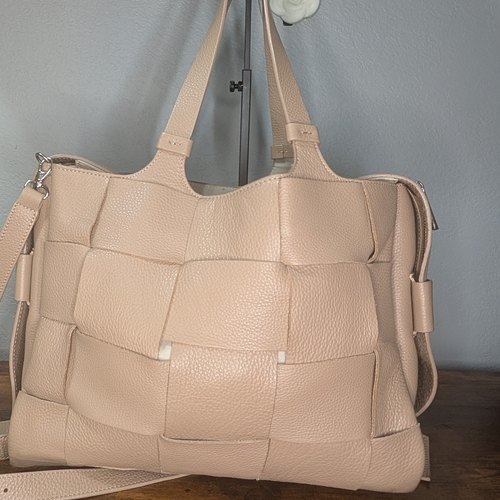 Lia Numa Taupe Tote - Picture 4 of 7